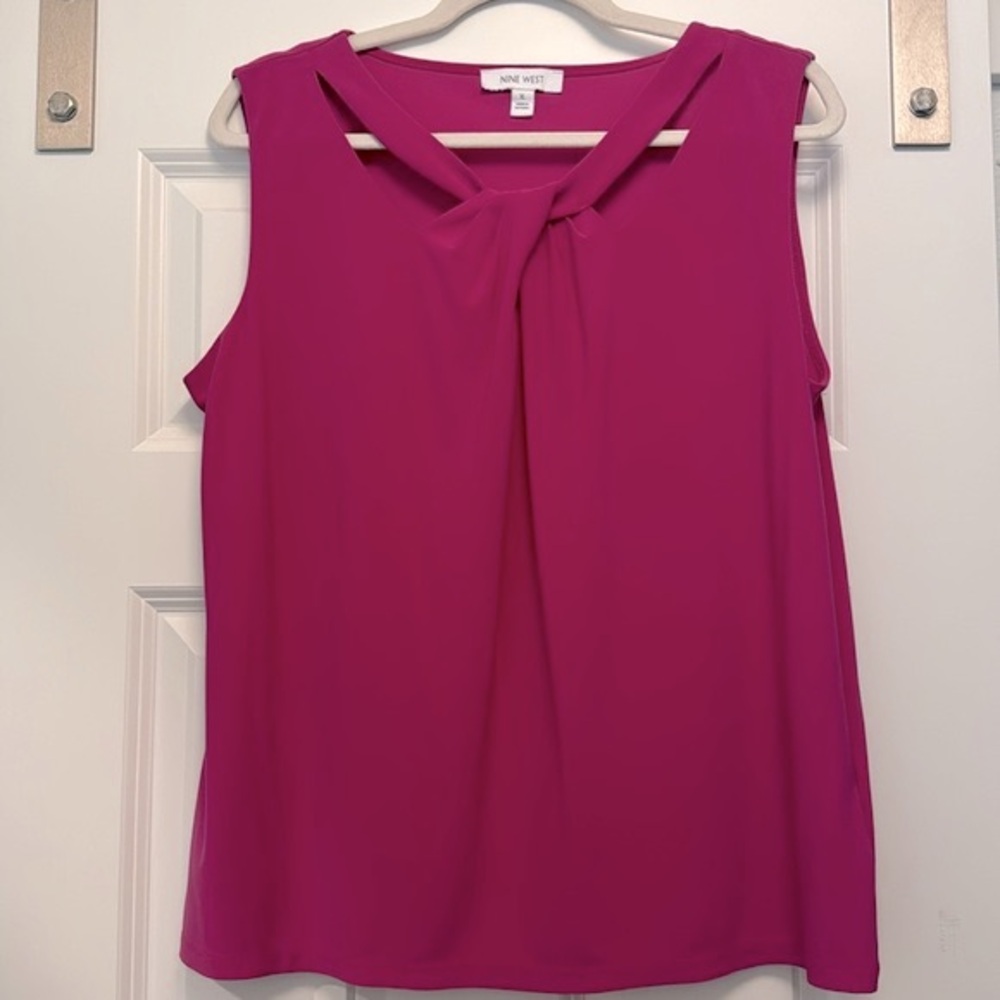 XL Pink Nine West Twist Cutout Neck Shell Tank